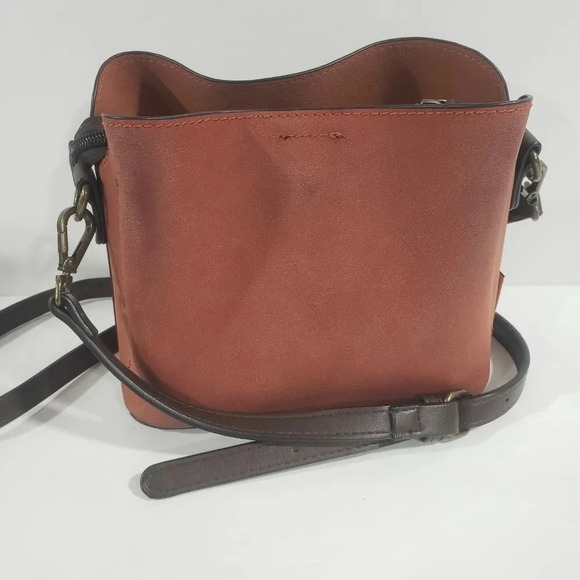 COPY - David Jones  Paris Brown Faux Leather Turnlock Crossbody. - Picture 2 of 11